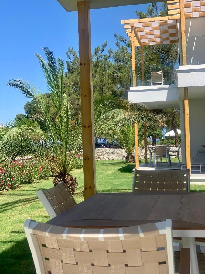 Nisea Beach Apartments Принос Экстерьер фото