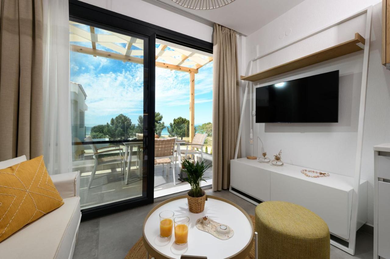 Nisea Beach Apartments Принос Экстерьер фото